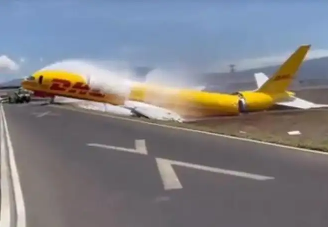 继321东航坠机事故之后，又一架波音飞机摔成两截，波音怎么了？